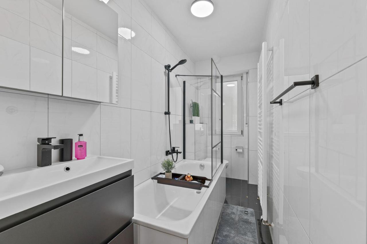Das Crazy Monkey Loft Mit 100Qm & Summerlounge Apartment Stuttgart Exterior photo